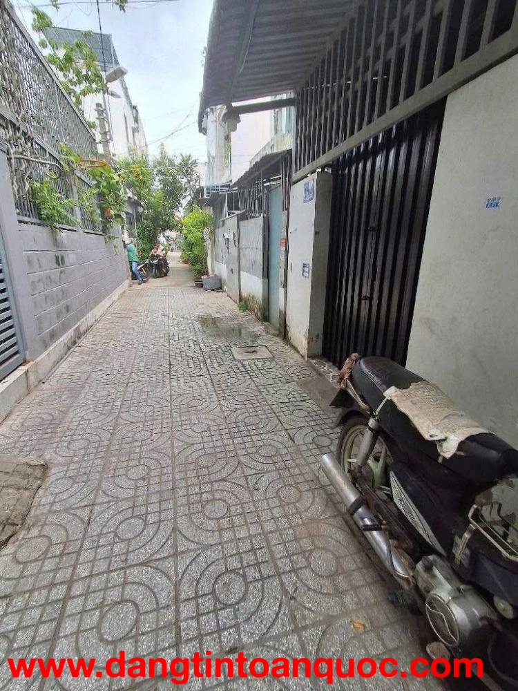 Bán nhà  Huỳnh Tấn Phát, Quận 7, 2 tầng, 2PN, sổ hồng riêng, giá 4.7 tỷ