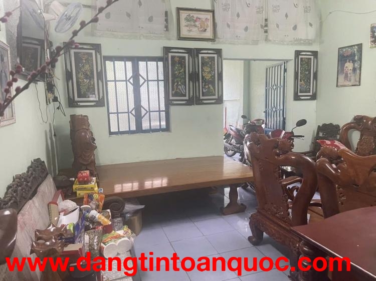 NHÀ ĐẸP – GIÁ TỐT – CẦN BÁN GẤP NHÀ Tại Phường Tân Định, TP Bến Cát, Bình Dương