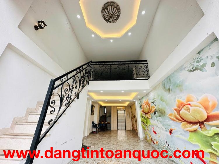 Nhà Đẹp Tây Hồ – Lạc Long Quân – Gần Phố – View Hồ Tây – Thiết Kế Hiện Đại - Giá 13.9 Tỷ