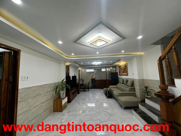 BÁN NHÀ 2 MÊ - HẺM CẠN XUÂN DIỆU - ĐI BỘ RA BIỂN 1 PHÚT. MÃ SẢN PHẨM: #NR7443