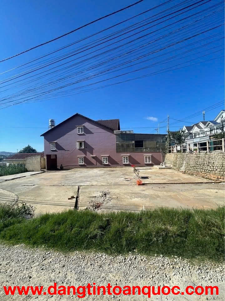 Cho thuê nhà mặt tiền 25 triệu/tháng đường Nguyên Tử Lực phường 8 Đà Lạt