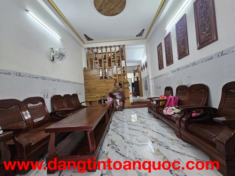 BÁN NHÀ 3 MÊ NGUYÊN ĐẸP XÂY DỰNG TÂM HUYẾT CẠNH CHỢ DINH - NHƠN BÌNH. MÃ SỐ: #MT2116