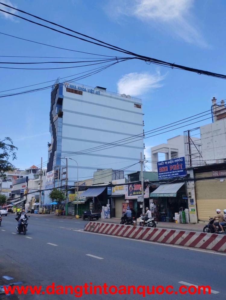 Quận 7, Đường Huỳnh Tấn Phát, 11x49m, Chỉ  60 tỷ, Cần Bán Gấp