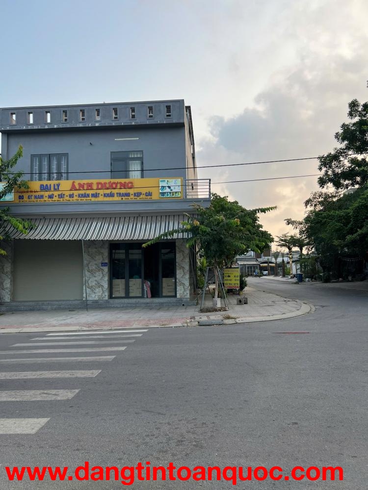 Cần bán nhà căn góc 2 mặt tiền KDC Thuận Giao – vị trí cực đẹp, tiềm năng cao.