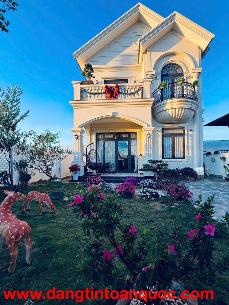 Bán Villa sân vườn 4 phòng Ngô Tất Tố, Phường 8 Đà Lạt