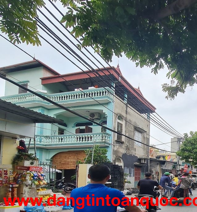 ???? Nhà hiếm tại chợ sinh viên HVNN – kinh doanh đỉnh cao. 33m2 3 tầng giá tốt. Lh 0989894845