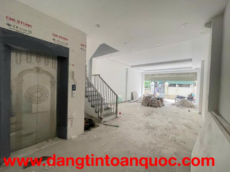 Bán nhà Nguyễn Văn Linh 68m 6 tầng MT5.1m phân lô ô tô tránh hơn 15 tỷ