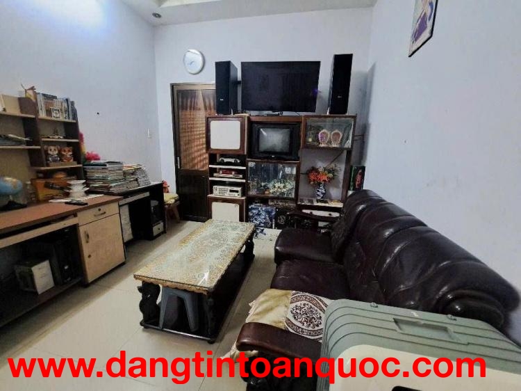 BÁN NHÀ HƯNG PHÚ DT 152M2 NHỈNH 5 TỶ CÁCH MT 20M  0948769331