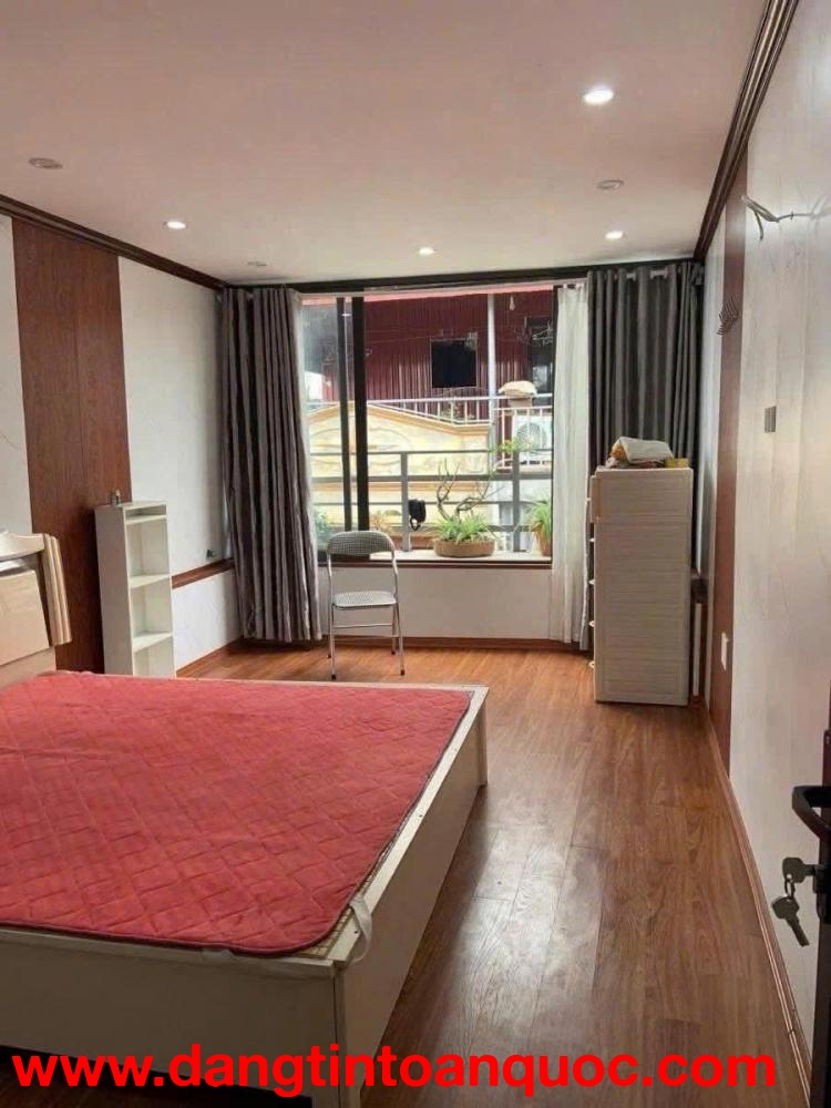 NHÀ CỰC HIẾM PHƯỜNG KHƯƠNG TRUNG, QUẬN THANH XUÂN, HÀ NỘI – Ô TÔ VÀO NHÀ