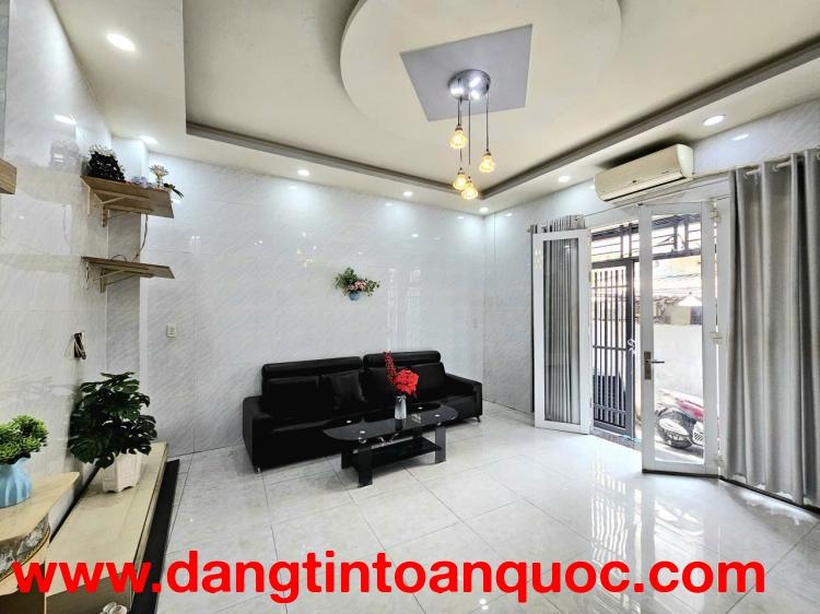 Nhà rộng khó tìm ngang 5.15 Bùi Minh Trực P6Q8 (full nội thất)