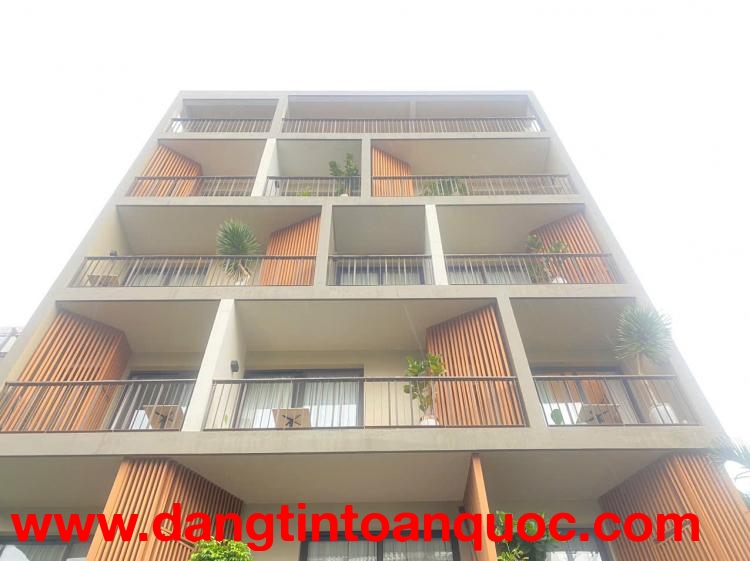 Bán đất tặng nhà 290m2 tại Hàng Xanh, Bình Thạnh, hẻm xe hơi 6m, 157tr/m2