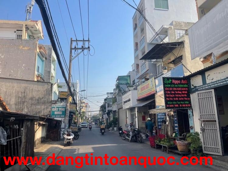 HẺM XE HƠI NGUYỄN VĂN KHỐI - 3 BƯỚC CHÂN RA MẶT TIỀN - 3 TẦNG - 47M2 NỞ HẬU - 4PN - NHỈNH 5????- PHÁ