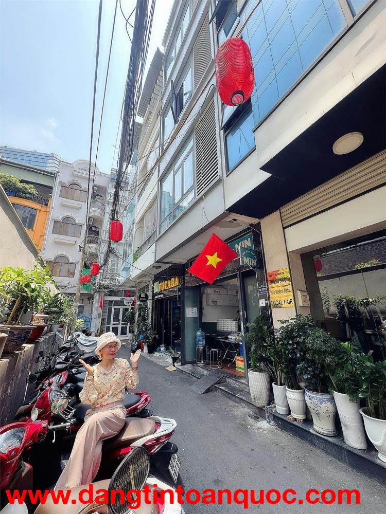 BÁN NHÀ MẶT TIỀN HXH 15B ĐƯỜNG LÊ THÁNH TÔN, QUẬN 1 - GIANG GIANG: 093.86.76.685