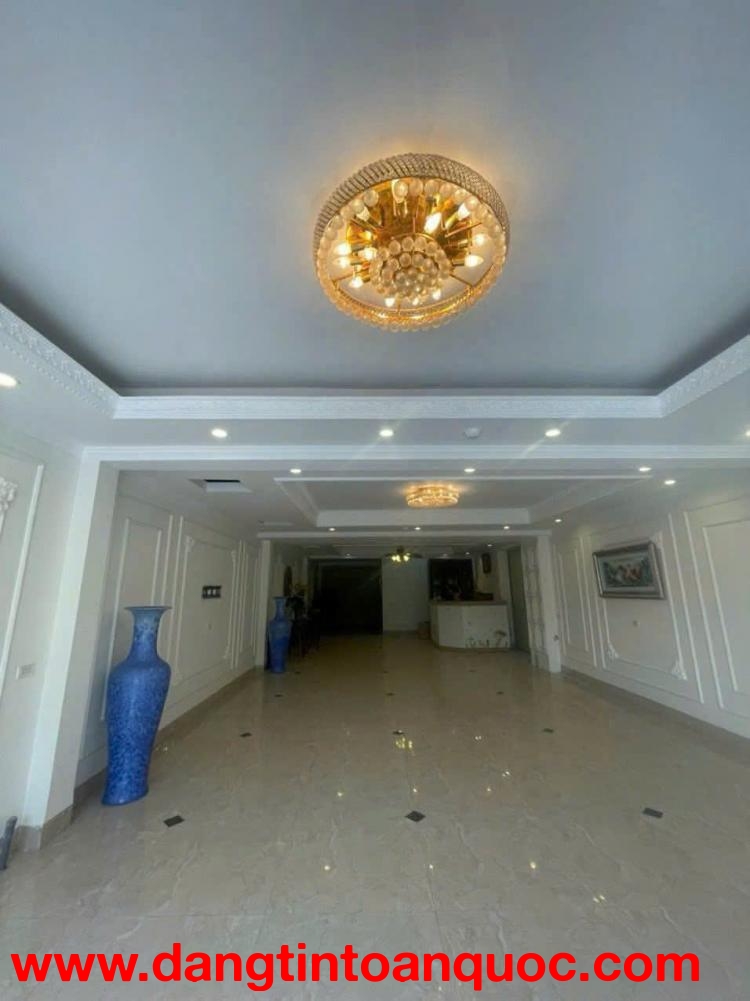 BÁN KHÁCH SẠN 7,5 TẦNG TUYẾN 2 NGÔ GIA TỰ – DÒNG TIỀN 70TR/THÁNG – GIÁ 19 TỶ