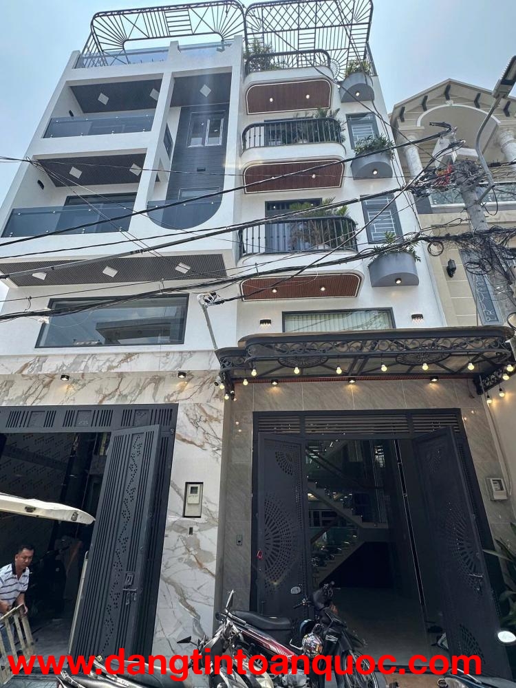 Nhà đẹp, mới xây 4 tầng - Thiết kế hiện đại, sang trọng - Hẻm xe tải, ô tô vào tận nhà