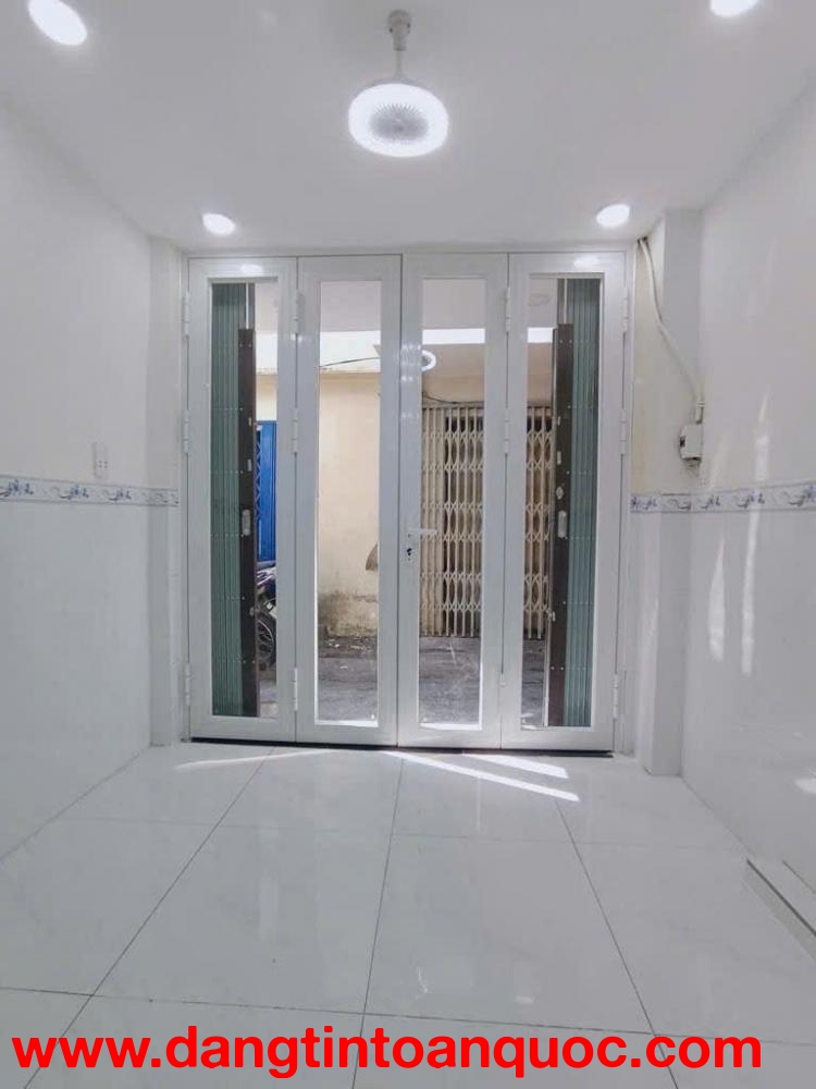 BÁN NHÀ MỚI - 2 TỶ HƠN - 3 TẦNG - SỔ HỒNG RIÊNG - GẦN BỆNH VIỆN CHỢ RẨY - QUẬN 11