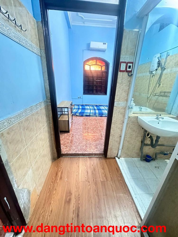 CẦN PASS LẠI PHÒNG TRỌ GẤP ,QUẬN 7 ,TPHCM