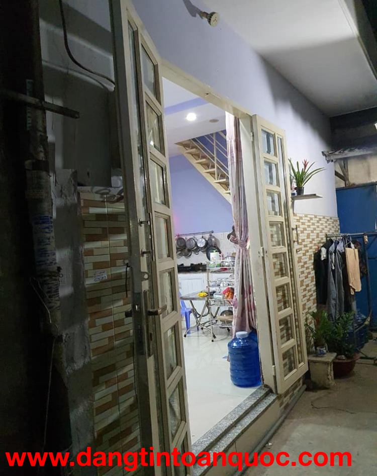 Bán nhà Ấp Chiến Lược, Bình Tân, 2 tầng, giá 2.75 tỷ