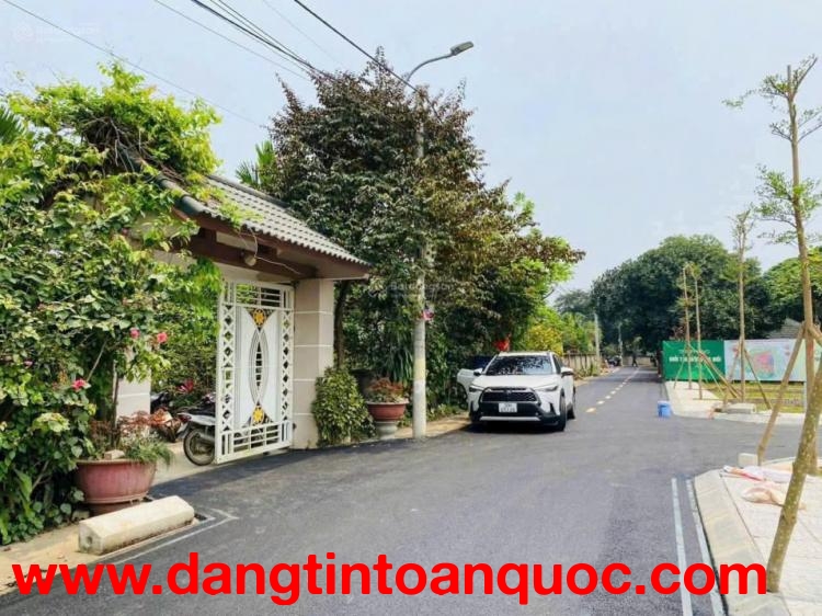 Siêu phẩm đất Hòa Lạc view hồ thoáng mát, gần CNC & ĐH FPT