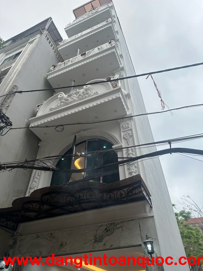 NHÀ MỚI 8 TẦNG Ô TÔ ĐỖ CỬA Phố Đàm Quang Trung 65m2 X 16.6 Tỷ Long Biên Hà Nội.