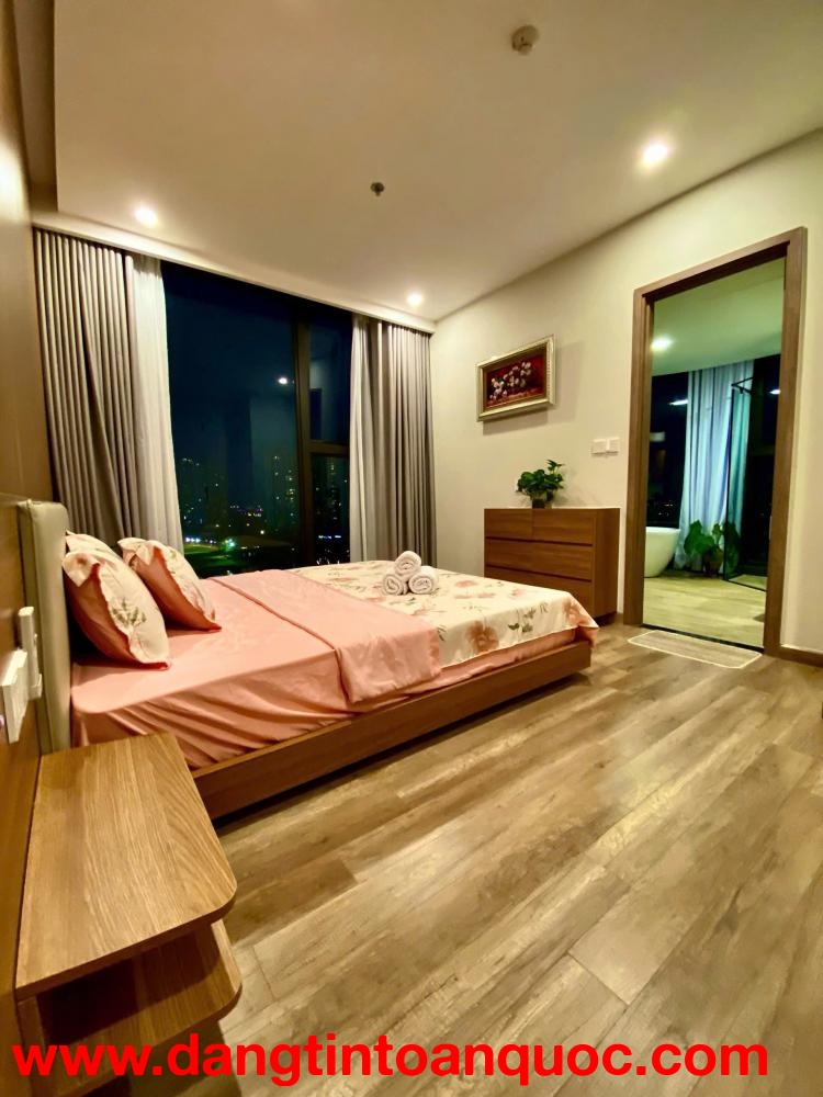 Bán lẻ 1 căn 100m hoặc bán cả cặp căn góc 3 Ngủ hơn 200m sử dụng đẹp nhất Onsen Swan lake president 