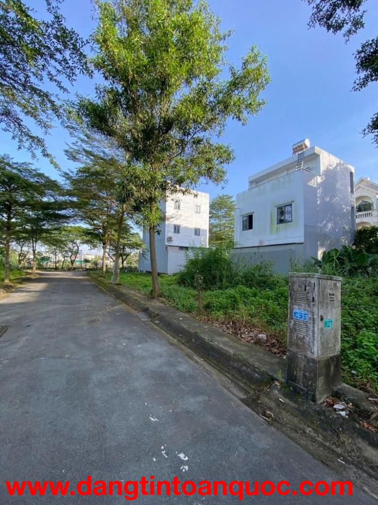 Lô Đất đẹp Sổ Vuông Như Tờ A 4. Đường nhựa 7 mét- Khu Dân Cư Nguyễn Bình- Giấy Phép xây dựng chính t