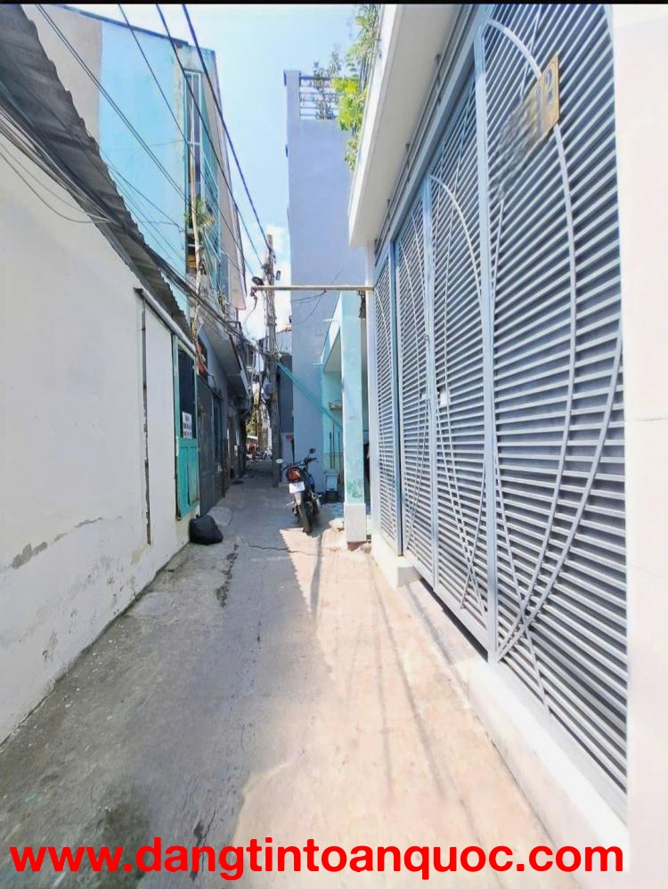 Hẻm bagac_40mv_Hơn 3 Đồng vào ở ngay._sồ riêng. khu yên tỉnh sạch sẽ .Huỳnh tấn phát gần Bigc Q7