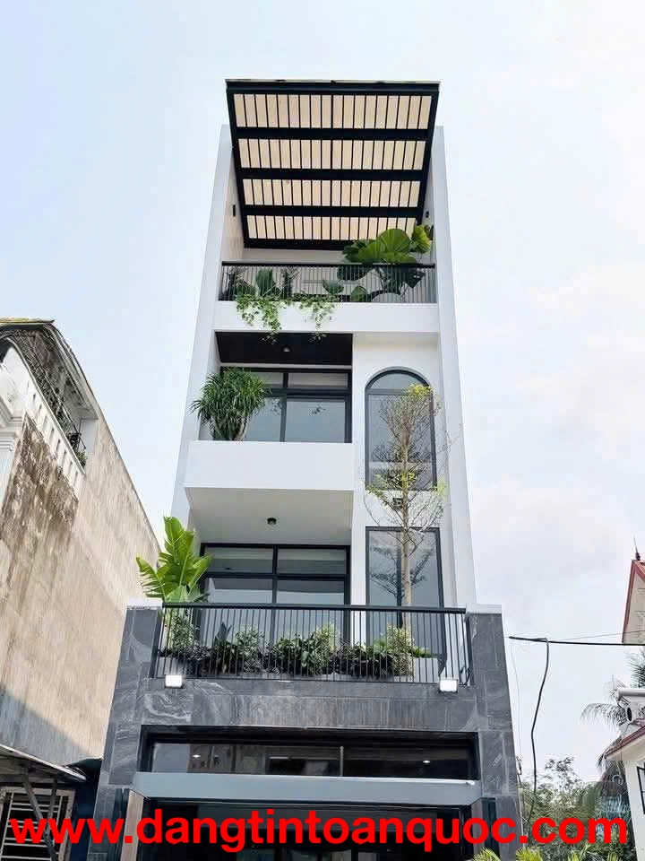 ????????Bán nhà Khúc Thừa Dụ - 80m 4 tầng - Đường 10m - Mới tinh - Thang Máy