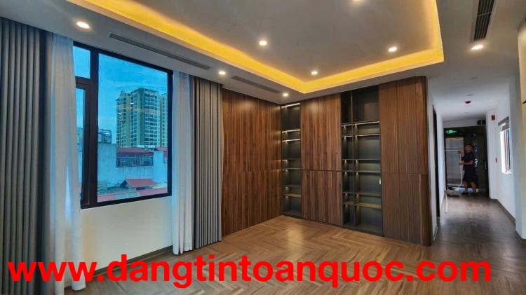 BÁN NHÀ PHÂN LÔ HOÀNG VĂN THÁI – Ô TÔ VÀO NHÀ – KD ĐỈNH – 56M CHỈ 17.8 TỶ lh 0975124520