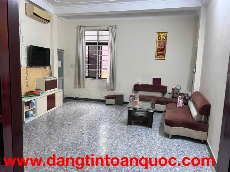 CHO THUÊ PHÒNG KHÉP KÍN VÀ CỬA HÀNG LÀM TÓC CHÍNH CHỦ (MIỄN TRUNG GIAN)