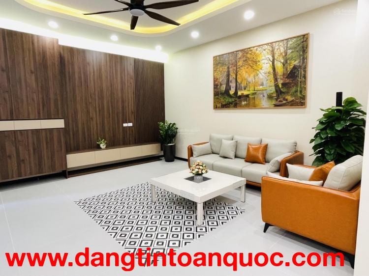 BÁN GẤP NHÀ ĐẸP HÀ ĐÔNG – 3 MẶT THOÁNG VĨNH VIỄN – Ở CÓ LỘC