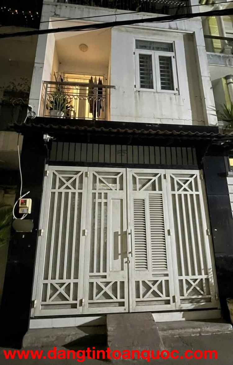 Bán nhà gần Trường Tiểu Học Kim Đồng, BHHB, BT - 3.6x11.5 - 3 tầng - HXH 6M - 4.5 tỷ