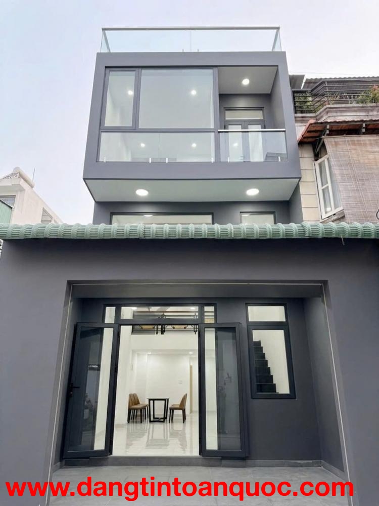 CHỈ 5. x TỶ- QUẬN 7- GẦN KCX TÂN THUÂN - NHÀ MỚI 3 TẦNG - DT 4.5 x 12- SỔ RIÊNG.