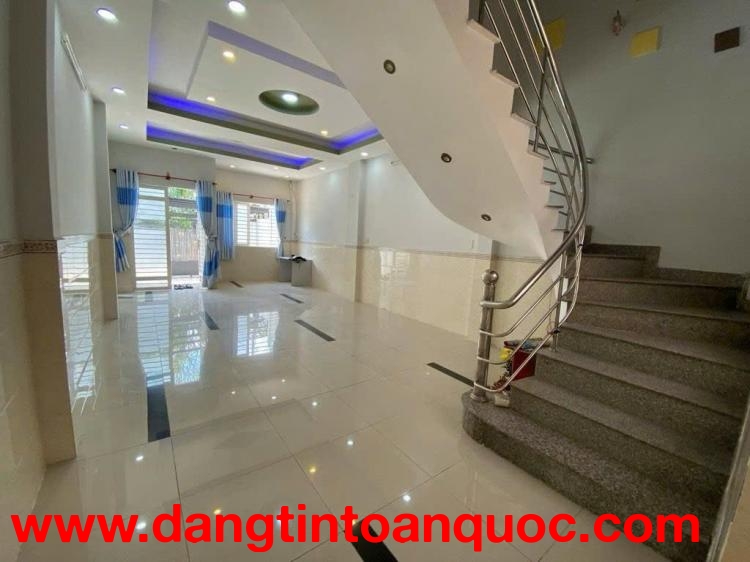 BÁN NHÀ HUỲNH TẤN PHÁT -TÂN PHÚ - 4.2M X 21M - 8 TỶ 8