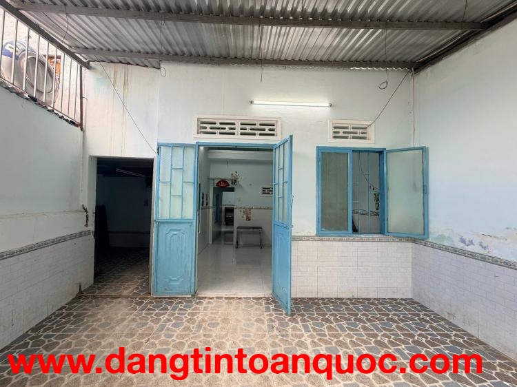 Bán nhà 1 trệt 1 lửng kèm 2 phòng trọ cho thuê . Hẻm Dương Văn Nga