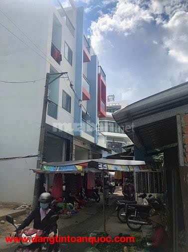 Cần bán gấp nhà mặt tiền mặt chợ Bình Chánh - Tp.HCM