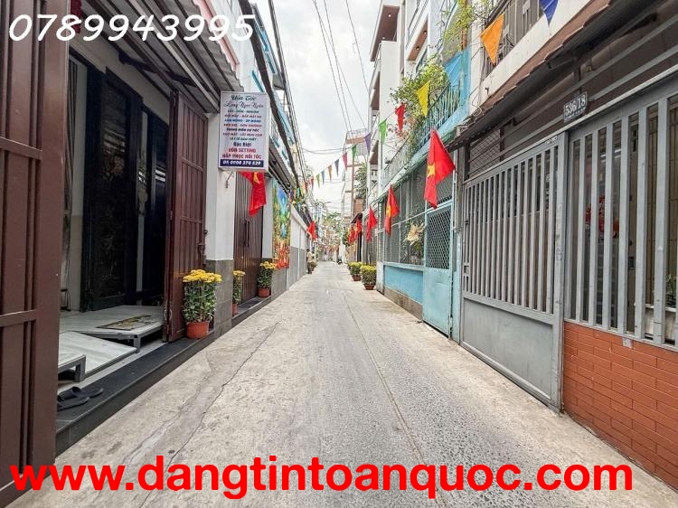 Bán nhà Lê Văn Sỹ giáp Quận 3 gần HXH, 42m (3.5x12), giá dưới 7 tỷ