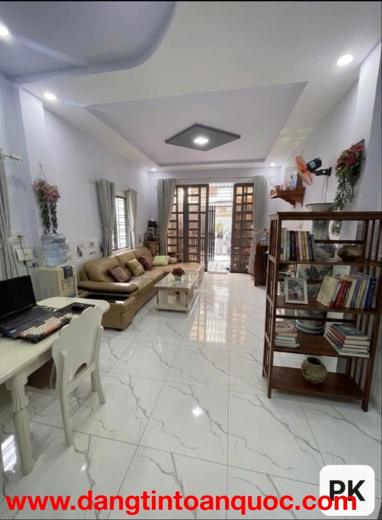 Bán nhà Lô góc Đường số 4, BHHB, Bình Tân - 48m2 - 2 tầng - HXH thông - 2.9 tỷ