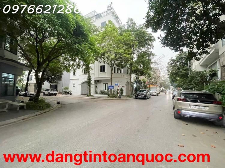 BÁN-ĐẤT VIỆT HƯNG –75 m2- LÔ ĐẸP PHÂN LÔ – ĐƯỜNG 4 Ô TÔ TRÁNH – SÁT Vinhomes Riverside Harmony – GIÁ