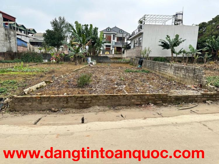 Chủ ngộp banh bán mảnh đất 128m2 rẻ hơn xung quanh 5 - 600 triệu ngay cạnh CNC Hoà Lạc