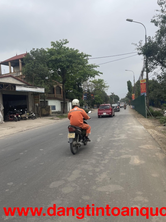 Cắt lỗ đất Vai Réo Hoà Lạc 120m, MT6,8m ngay QL 21, gần ĐH FPT, khu CNC, ĐL Thăng Long