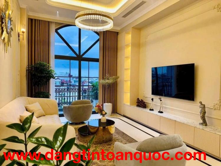 Mặt phố Đàm Quang Trung!80M,8 tầng,KD dòng tiền,ô tô tránh,vỉa hè,nhỉnh 30 tỷ