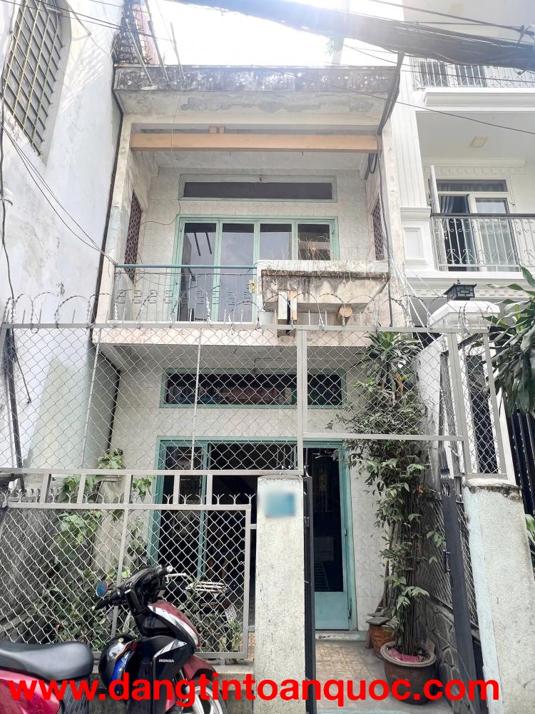 Nhà cũ 2 lầu HXH Dương Bá Trạc P.Chánh Hưng P1Q8