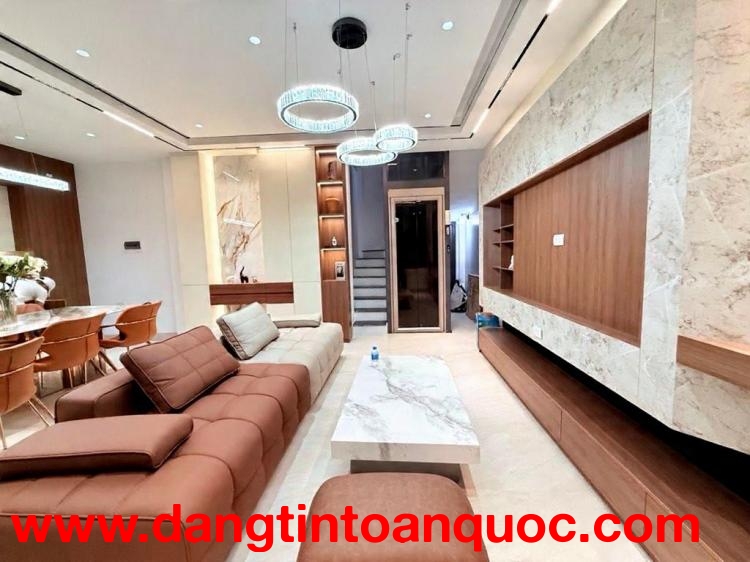 Hoàng hoa thám 46m x5 tầng thang máy-full nội thất-11,9 tỷ-2 mặt ngõ,30m ra phố