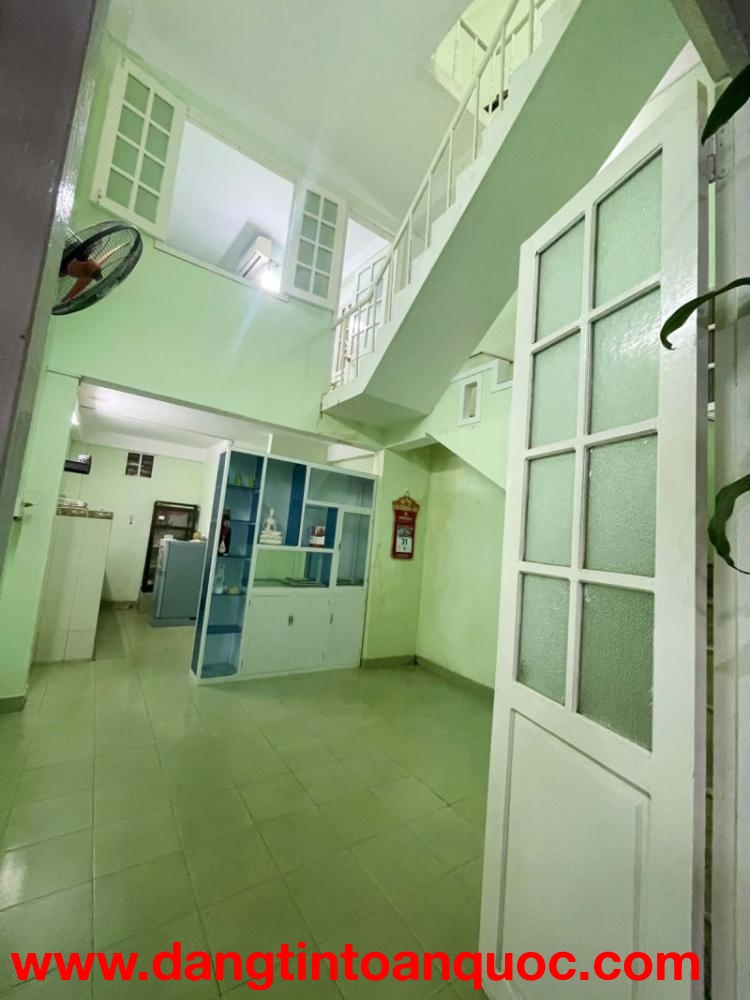 ► Kiệt 3.5m gần MT Hoàng Diệu, 31m2, 3.5 tầng đúc, 3PN, 3.65 tỷ