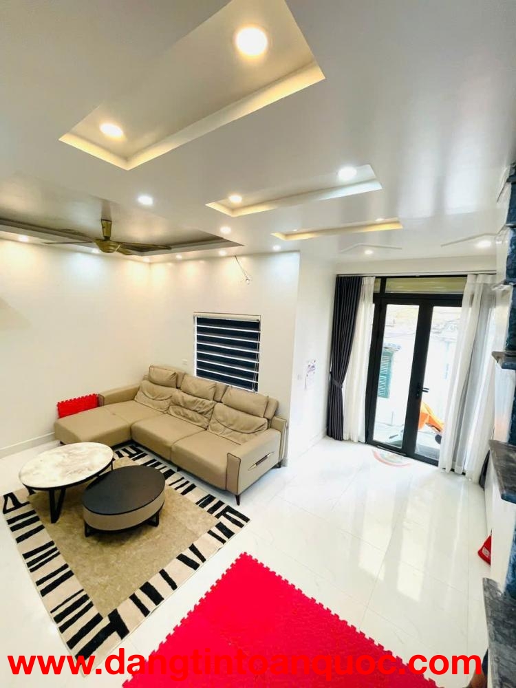 CHÍNH CHỦ CẦN BÁN NHANH nhà 2 tầng số nhà 84 ngõ 14 Cầu Đất, TP Hải Phòng (ngay sát nhà hát lớn TP)