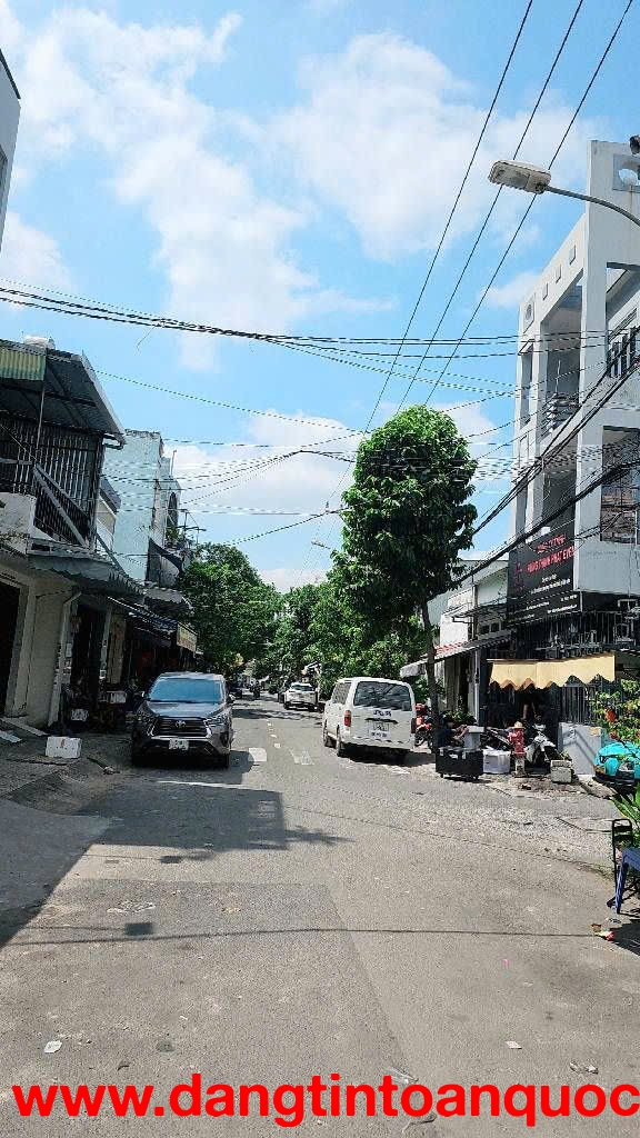 TIN THẬT bán nhà Tân Phú - 70m2 5 tầng LÔ GÓC ngang 4x20 đường trước nhà 13m, vỉa hè,