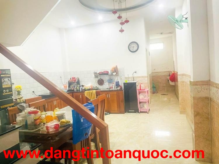 NHÀ 2 TẦNG 85M², NGUYỄN PHƯỚC NGUYÊN,NGANG 4.75M,3PN,SÁT CHỢ,BÊN CÔNG VIÊN