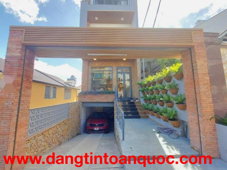 CẦN BÁN GẤP CĂN NHÀ MẶT TIỀN CỔ LOA PHƯỜNG2 ĐÀ LẠT GIÁ CHỈ 13,5 TỶ