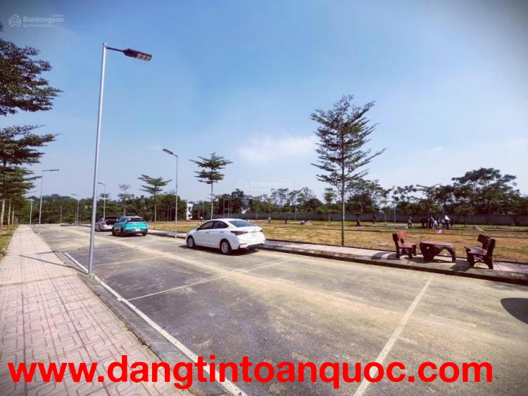 Chiết khấu sâu nhất lô đất đẹp, mặt tiền rộng, vị trí trung tâm Vai réo, Phú Cát, Hà Nội